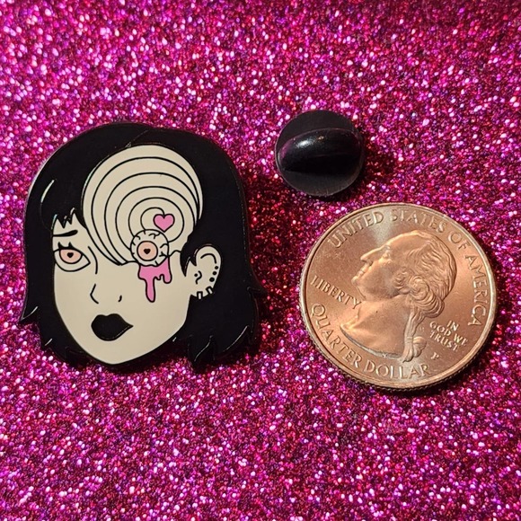 Junji Ito Uzumaki Japanese Horror Manga Enamel Pin - Picture 2 of 3